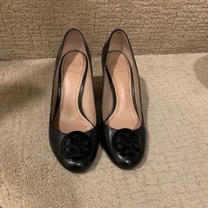 Tory Burch Leather Pump
